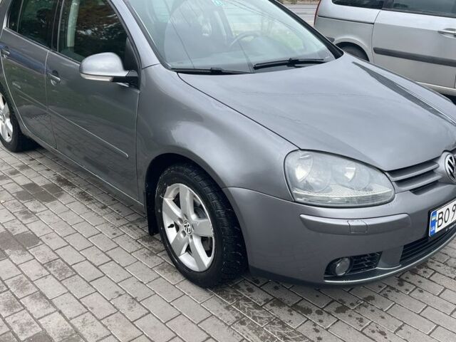 Фольксваген Гольф 2008 в Тернополе на Automoto.ua Серый Фольксваген Гольф, объемом двигателя 1.4 л и пробегом 325 тыс. км за 5200 $, фото 1 на Automoto.ua