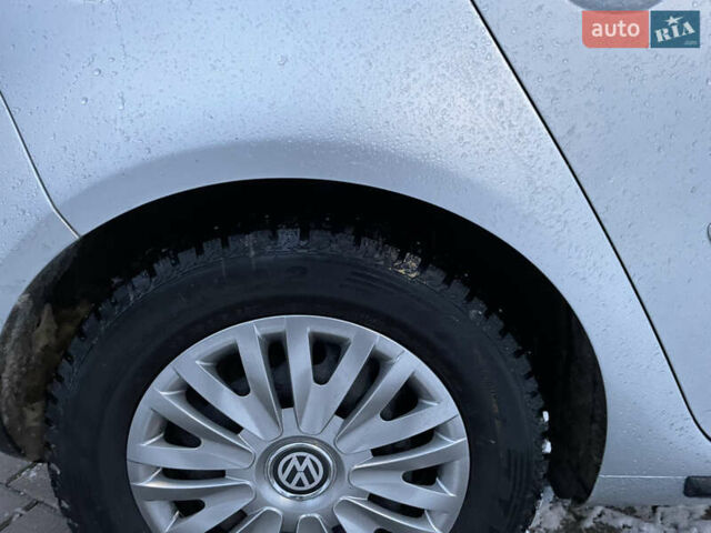 Сірий Фольксваген Гольф, об'ємом двигуна 1.6 л та пробігом 203 тис. км за 5700 $, фото 12 на Automoto.ua