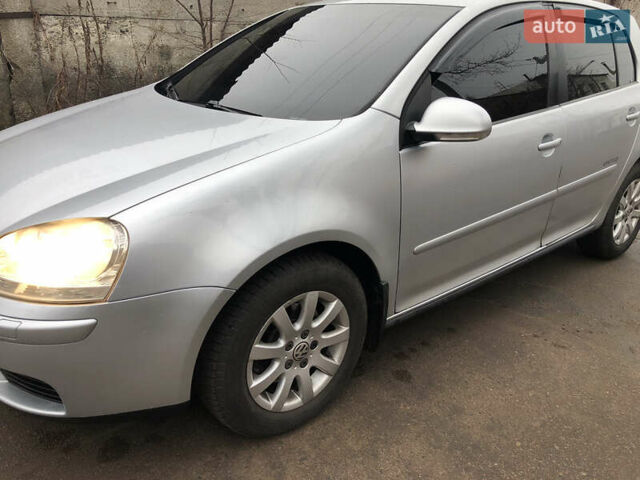 Серый Фольксваген Гольф, объемом двигателя 1.6 л и пробегом 284 тыс. км за 5100 $, фото 6 на Automoto.ua