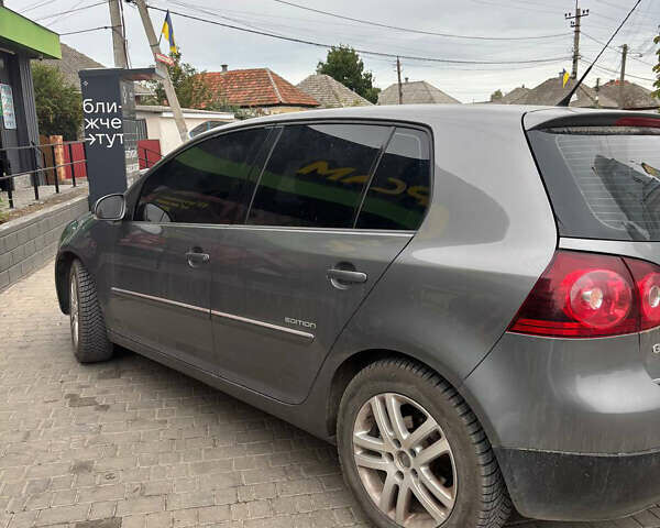 Сірий Фольксваген Гольф, об'ємом двигуна 1.39 л та пробігом 209 тис. км за 5900 $, фото 3 на Automoto.ua