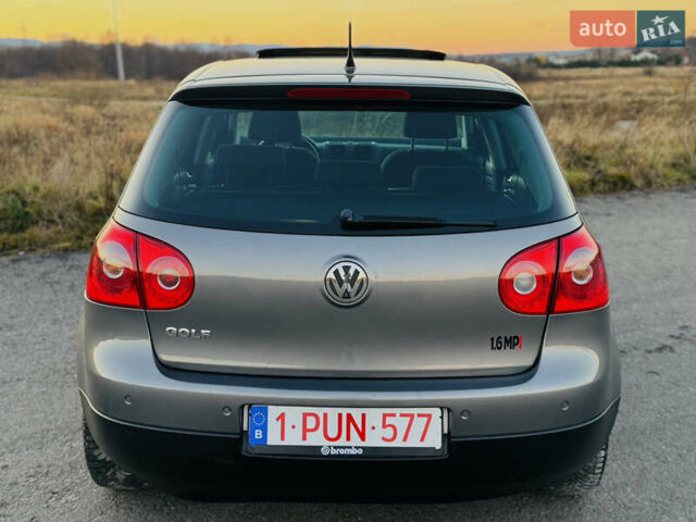 Сірий Фольксваген Гольф, об'ємом двигуна 1.6 л та пробігом 170 тис. км за 6600 $, фото 31 на Automoto.ua