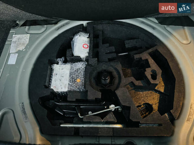 Сірий Фольксваген Гольф, об'ємом двигуна 1.6 л та пробігом 170 тис. км за 6600 $, фото 76 на Automoto.ua
