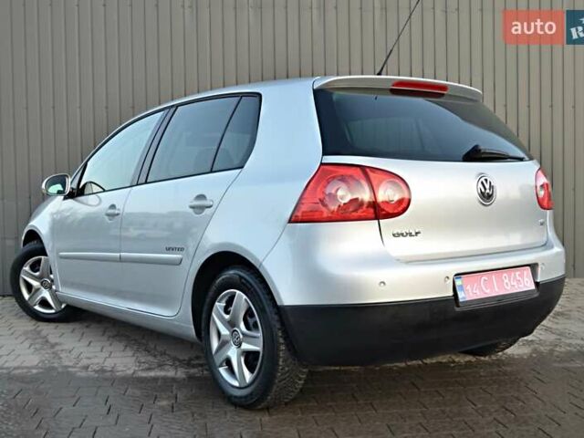 Сірий Фольксваген Гольф, об'ємом двигуна 1.6 л та пробігом 200 тис. км за 5790 $, фото 8 на Automoto.ua