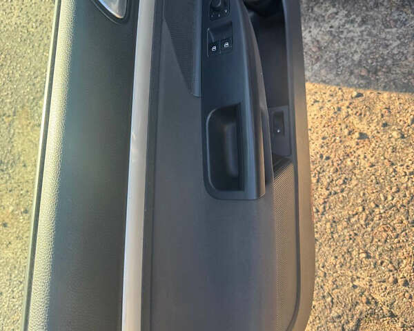 Сірий Фольксваген Гольф, об'ємом двигуна 1.6 л та пробігом 250 тис. км за 6799 $, фото 55 на Automoto.ua