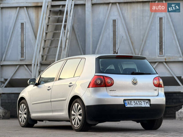 Серый Фольксваген Гольф, объемом двигателя 1.39 л и пробегом 201 тыс. км за 5999 $, фото 2 на Automoto.ua