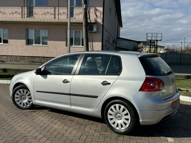 Серый Фольксваген Гольф, объемом двигателя 1.4 л и пробегом 217 тыс. км за 5450 $, фото 4 на Automoto.ua