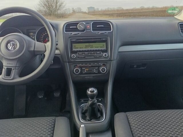 Серый Фольксваген Гольф, объемом двигателя 1.4 л и пробегом 151 тыс. км за 7199 $, фото 5 на Automoto.ua