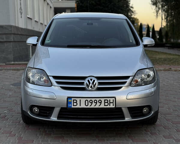 Серый Фольксваген Гольф, объемом двигателя 1.6 л и пробегом 248 тыс. км за 7200 $, фото 7 на Automoto.ua