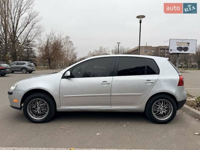 Серый Фольксваген Гольф, объемом двигателя 2.5 л и пробегом 247 тыс. км за 5700 $, фото 1 на Automoto.ua