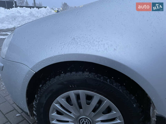 Сірий Фольксваген Гольф, об'ємом двигуна 1.6 л та пробігом 203 тис. км за 5700 $, фото 10 на Automoto.ua