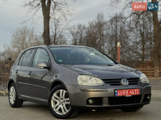 Серый Фольксваген Гольф, объемом двигателя 1.6 л и пробегом 170 тыс. км за 6600 $, фото 1 на Automoto.ua