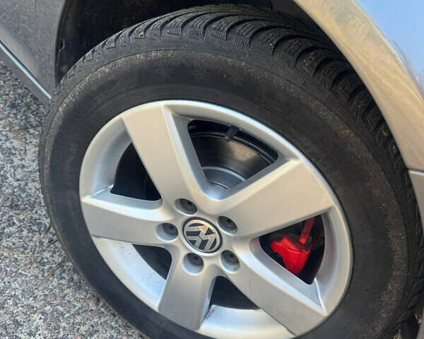 Сірий Фольксваген Гольф, об'ємом двигуна 1.6 л та пробігом 250 тис. км за 6799 $, фото 37 на Automoto.ua