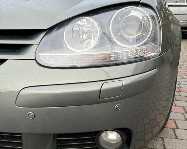 Серый Фольксваген Гольф, объемом двигателя 1.39 л и пробегом 275 тыс. км за 6250 $, фото 19 на Automoto.ua