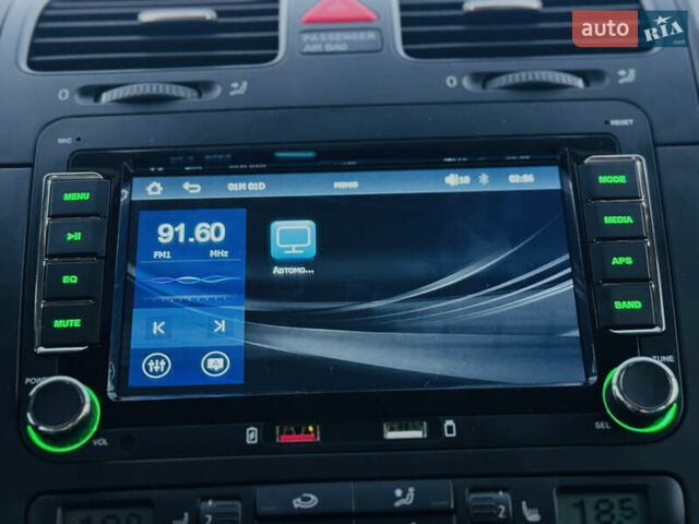 Сірий Фольксваген Гольф, об'ємом двигуна 1.6 л та пробігом 170 тис. км за 6600 $, фото 58 на Automoto.ua