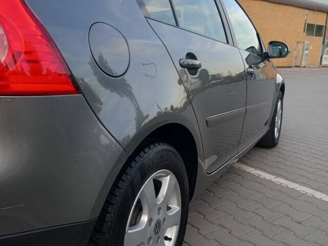 Серый Фольксваген Гольф, объемом двигателя 1.6 л и пробегом 196 тыс. км за 6399 $, фото 21 на Automoto.ua