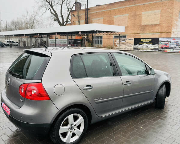 Серый Фольксваген Гольф, объемом двигателя 1.6 л и пробегом 245 тыс. км за 6650 $, фото 21 на Automoto.ua