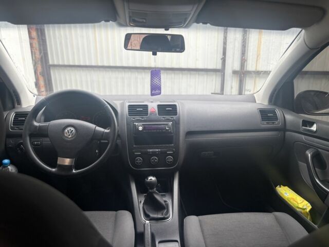 Серый Фольксваген Гольф, объемом двигателя 0 л и пробегом 230 тыс. км за 6300 $, фото 3 на Automoto.ua