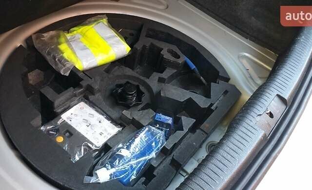 Сірий Фольксваген Гольф, об'ємом двигуна 1.6 л та пробігом 228 тис. км за 6500 $, фото 22 на Automoto.ua