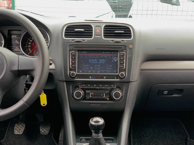 Серый Фольксваген Гольф, объемом двигателя 1.4 л и пробегом 228 тыс. км за 6899 $, фото 21 на Automoto.ua