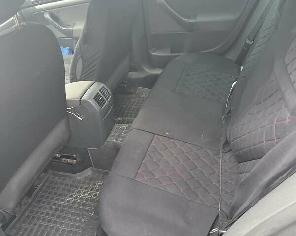 Серый Фольксваген Гольф, объемом двигателя 1.4 л и пробегом 325 тыс. км за 5000 $, фото 11 на Automoto.ua