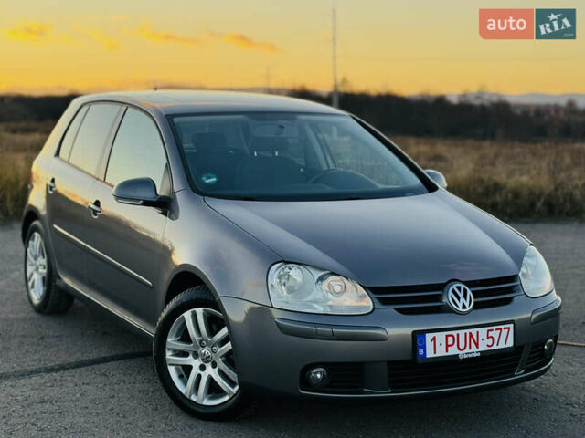 Сірий Фольксваген Гольф, об'ємом двигуна 1.6 л та пробігом 170 тис. км за 6600 $, фото 5 на Automoto.ua