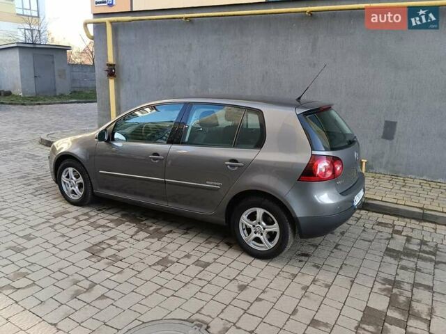 Серый Фольксваген Гольф, объемом двигателя 1.6 л и пробегом 168 тыс. км за 6800 $, фото 6 на Automoto.ua