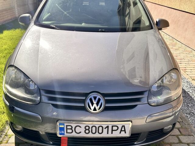 Серый Фольксваген Гольф, объемом двигателя 1.6 л и пробегом 290 тыс. км за 5450 $, фото 2 на Automoto.ua