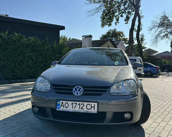 Сірий Фольксваген Гольф, об'ємом двигуна 1.4 л та пробігом 234 тис. км за 6800 $, фото 5 на Automoto.ua