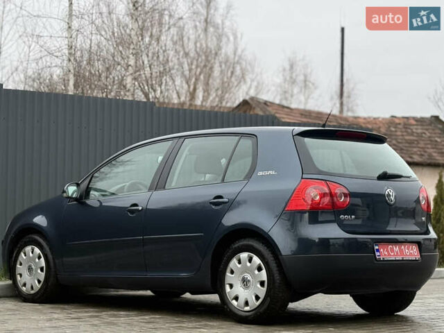 Сірий Фольксваген Гольф, об'ємом двигуна 1.6 л та пробігом 229 тис. км за 5555 $, фото 29 на Automoto.ua
