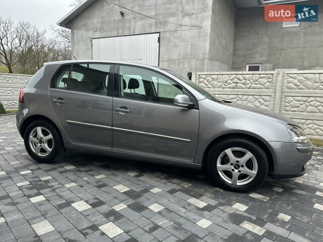 Сірий Фольксваген Гольф, об'ємом двигуна 1.6 л та пробігом 167 тис. км за 6550 $, фото 3 на Automoto.ua