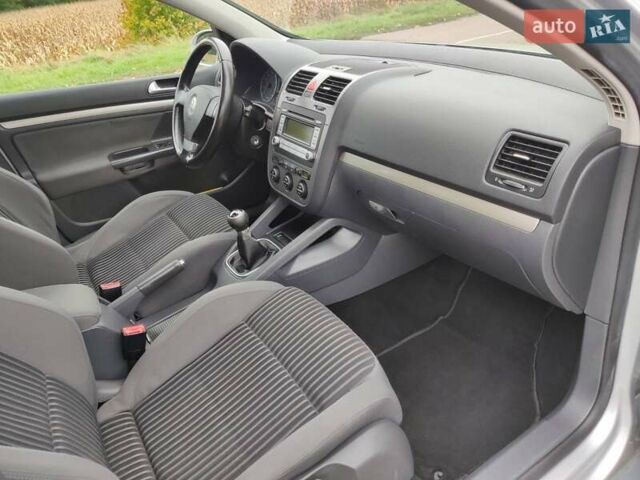 Серый Фольксваген Гольф, объемом двигателя 0 л и пробегом 248 тыс. км за 6500 $, фото 18 на Automoto.ua