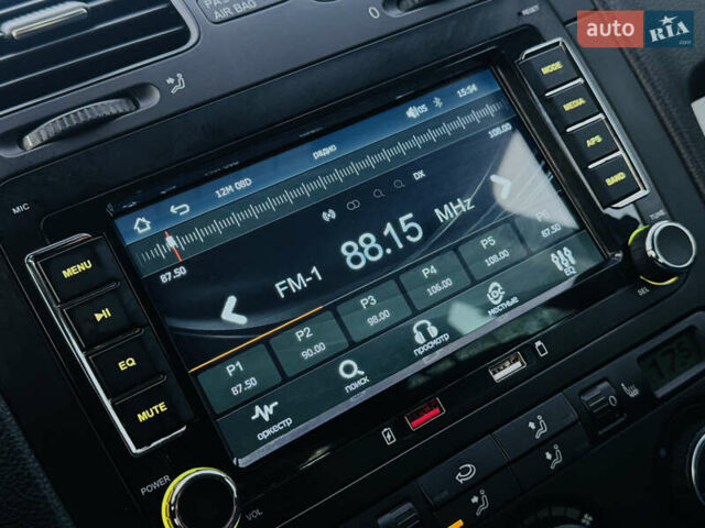 Серый Фольксваген Гольф, объемом двигателя 1.6 л и пробегом 170 тыс. км за 6600 $, фото 47 на Automoto.ua