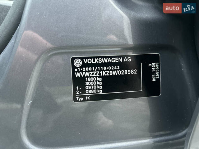 Сірий Фольксваген Гольф, об'ємом двигуна 1.6 л та пробігом 167 тис. км за 6550 $, фото 29 на Automoto.ua