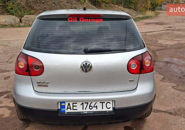 Серый Фольксваген Гольф, объемом двигателя 1.6 л и пробегом 175 тыс. км за 6200 $, фото 5 на Automoto.ua
