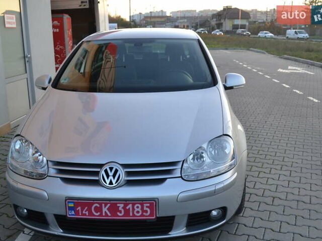 Сірий Фольксваген Гольф, об'ємом двигуна 1.6 л та пробігом 162 тис. км за 7200 $, фото 2 на Automoto.ua