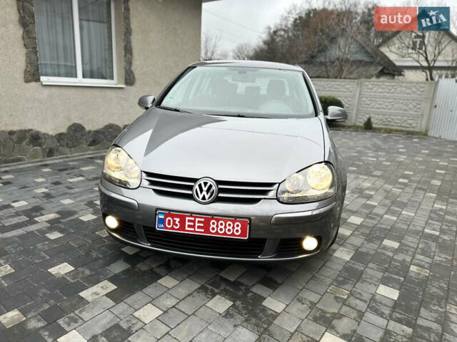 Сірий Фольксваген Гольф, об'ємом двигуна 1.6 л та пробігом 167 тис. км за 6550 $, фото 1 на Automoto.ua