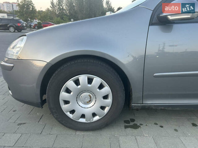 Сірий Фольксваген Гольф, об'ємом двигуна 1.39 л та пробігом 241 тис. км за 6199 $, фото 37 на Automoto.ua
