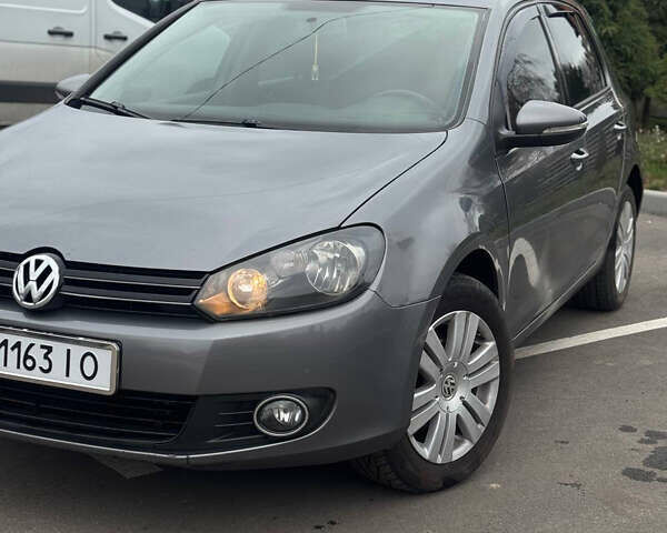 Серый Фольксваген Гольф, объемом двигателя 1.6 л и пробегом 231 тыс. км за 7400 $, фото 6 на Automoto.ua