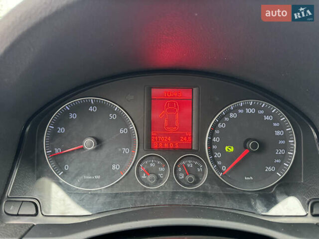 Сірий Фольксваген Гольф, об'ємом двигуна 1.4 л та пробігом 217 тис. км за 7800 $, фото 54 на Automoto.ua