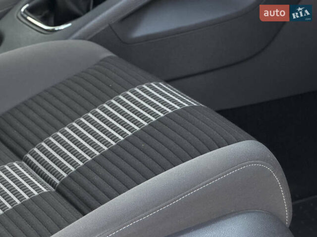 Серый Фольксваген Гольф, объемом двигателя 1.39 л и пробегом 201 тыс. км за 5999 $, фото 9 на Automoto.ua