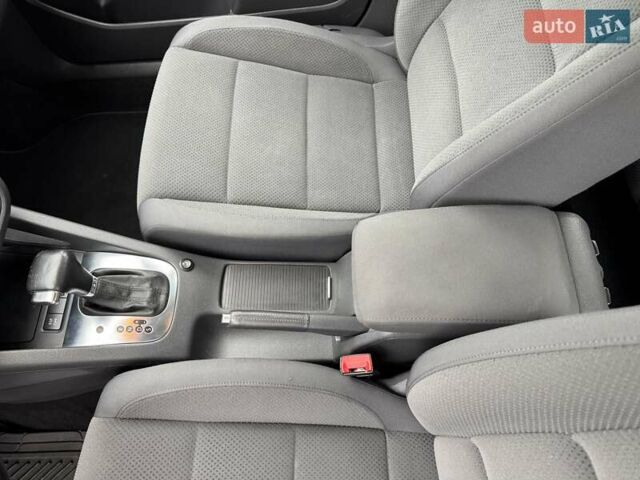 Серый Фольксваген Гольф, объемом двигателя 1.4 л и пробегом 233 тыс. км за 7850 $, фото 30 на Automoto.ua