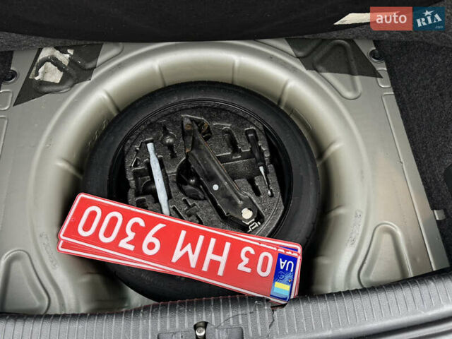 Сірий Фольксваген Гольф, об'ємом двигуна 1.4 л та пробігом 217 тис. км за 7800 $, фото 26 на Automoto.ua
