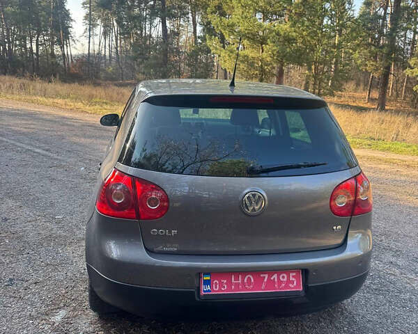 Сірий Фольксваген Гольф, об'ємом двигуна 1.6 л та пробігом 250 тис. км за 6799 $, фото 18 на Automoto.ua