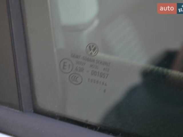 Сірий Фольксваген Гольф, об'ємом двигуна 1.6 л та пробігом 162 тис. км за 7200 $, фото 44 на Automoto.ua