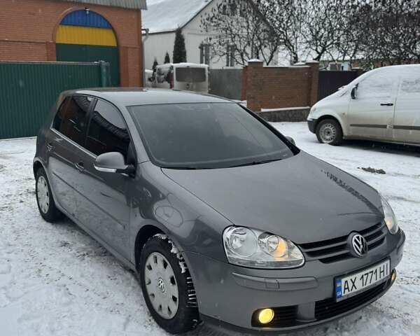 Серый Фольксваген Гольф, объемом двигателя 1.39 л и пробегом 203 тыс. км за 5700 $, фото 3 на Automoto.ua