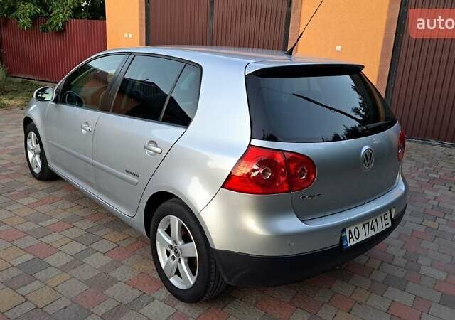 Сірий Фольксваген Гольф, об'ємом двигуна 1.39 л та пробігом 240 тис. км за 6500 $, фото 4 на Automoto.ua