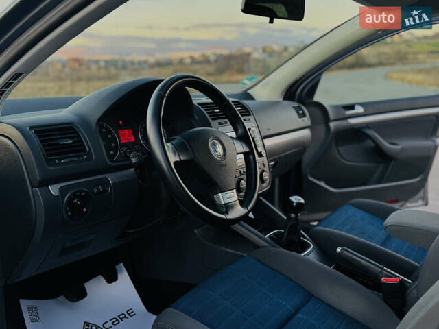 Сірий Фольксваген Гольф, об'ємом двигуна 1.6 л та пробігом 170 тис. км за 6600 $, фото 35 на Automoto.ua