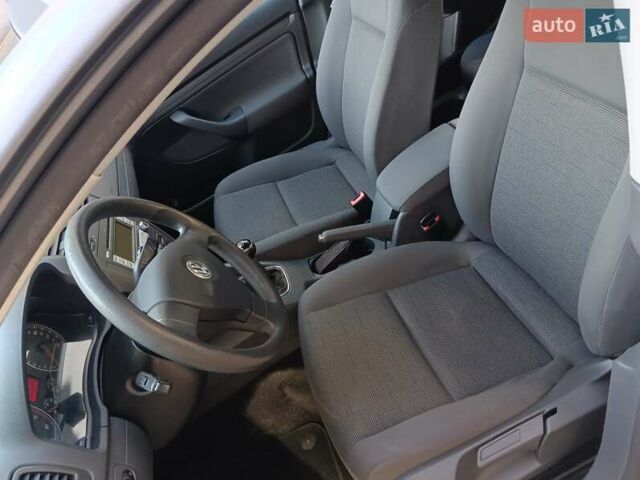 Серый Фольксваген Гольф, объемом двигателя 1.6 л и пробегом 168 тыс. км за 6800 $, фото 37 на Automoto.ua