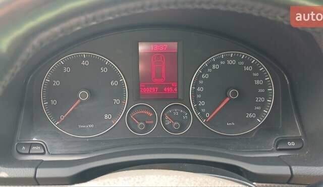 Сірий Фольксваген Гольф, об'ємом двигуна 1.4 л та пробігом 202 тис. км за 8100 $, фото 10 на Automoto.ua