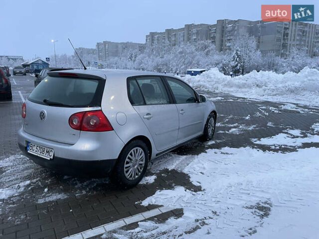 Сірий Фольксваген Гольф, об'ємом двигуна 1.6 л та пробігом 203 тис. км за 5700 $, фото 4 на Automoto.ua